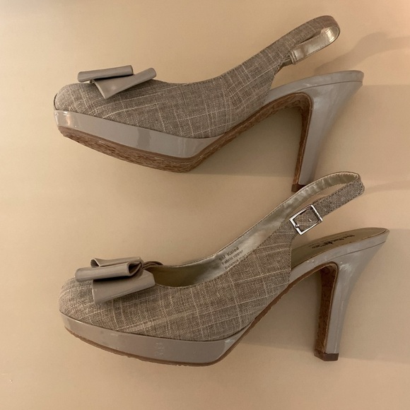 “COACH & FOUR” Kaiea Bow Sling Back Peep Toe - Picture 2 of 11